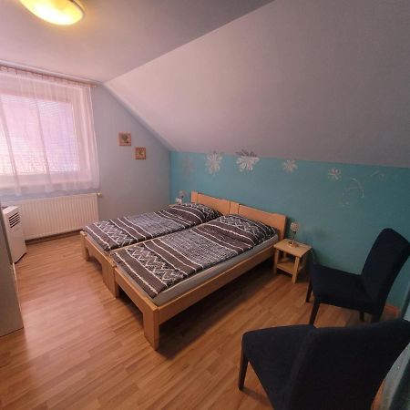 Penzion U Mikulincu Mikulov Exterior foto